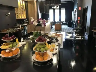 The Macquarie - 9