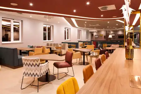Hampton by Hilton Regensburg - 14