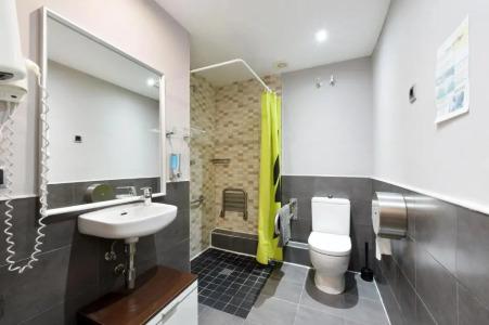 Free Hostels Barcelona - 36