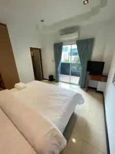 The Base Pattaya Horizon Inn - 31