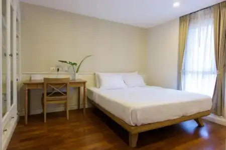 Sabai Sathorn - 105