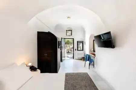 Pearl of Caldera Oia Boutique - 95
