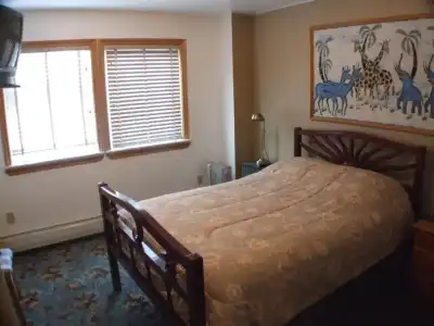 Qupqugiaq Inn - 21