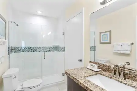 Crystal Beach Suites Miami Oceanfront - 8