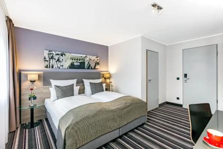 Leonardo Nürnberg - 32