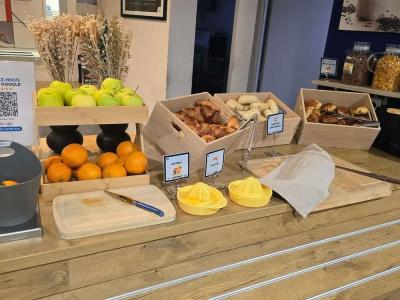 Ibis Budget Aix-En-Provence Les Milles - 12