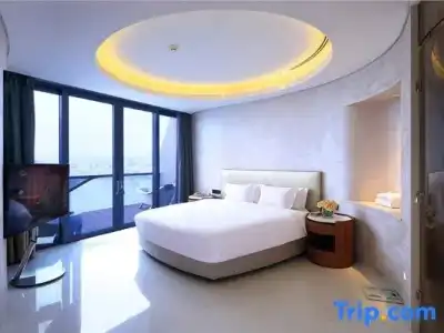 Phoenix Island Resort Sanya - 75