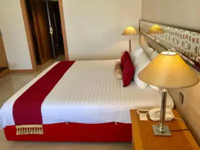 Indra Regent - 56
