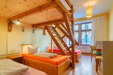 Lollis Homestay - Hostel - 48