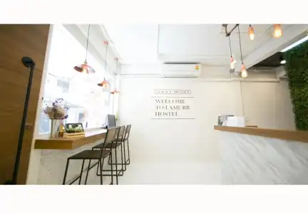 Lamurr Sukhumvit41 (Hostel) - 19