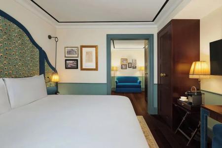 Maxwell Reserve Singapore, Autograph Collection - 67