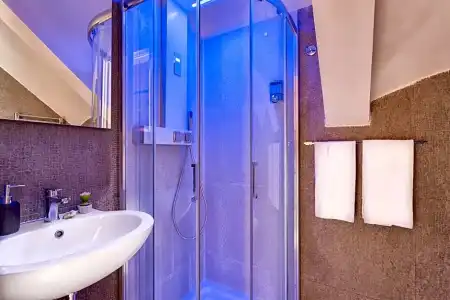 Excellence Suite - 155