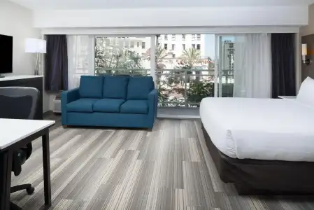 Holiday Inn Express San Diego Downtown by IHG - 63