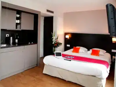 Appart'hôtel Odalys City - Aix en Provence Centre Rotonde - 37