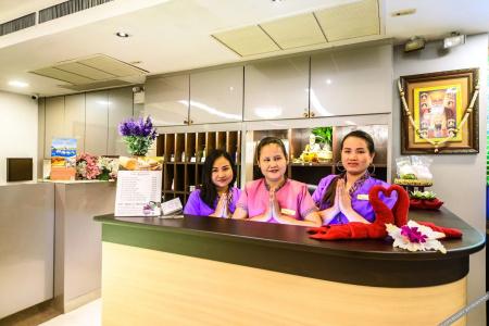 Lohas Residences Sukhumvit - 42