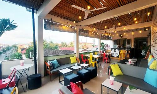 The Place Hostel & Rooftop Bar - 27
