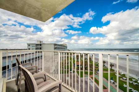 Perry's Ocean-Edge Resort - 7
