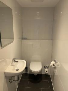 Mirage City Stuttgart Zentrum - 75