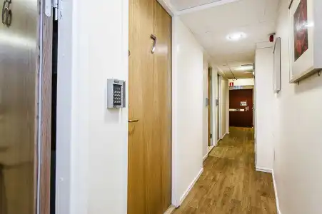 City Hostel - 8