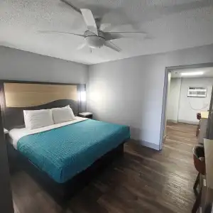 Mountain Vista Inn & Suites - 37