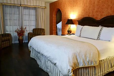 Ramada & Conference Center by Wyndham Las Cruces - 29