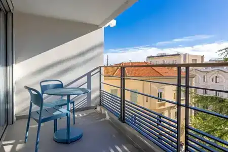 Staybridge Suites Cannes Centre by IHG - 40