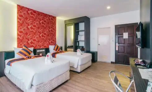 iCheck inn Chill Patong - 96