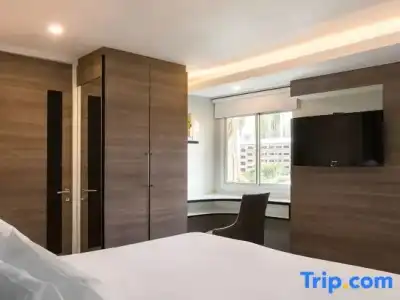 iCheck inn Residences Sukhumvit 20 - 81