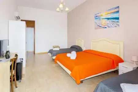 Sisters Hostel - 69