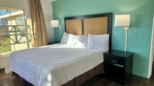 MainStay Suites Las Vegas Flamingo - 44