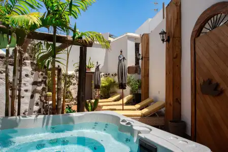 El Charco Suites - 15