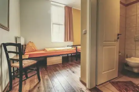 Opera Hostel - 4