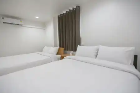 INTERest POSHTEL - 7