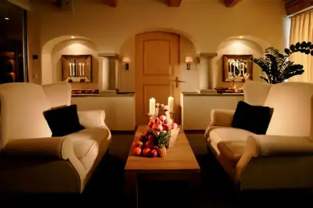 Lenzerhorn – Alpine Stay, Spa & Savour - 1