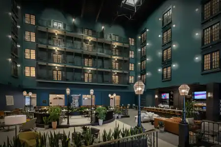 DoubleTree Suites by Hilton Lexington - 29