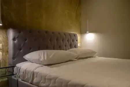 24K Athena Suites - 73