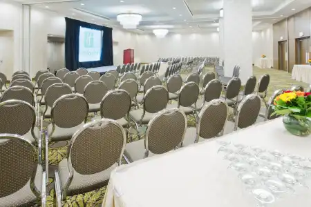 Holiday Inn Vancouver Centre by IHG - 43