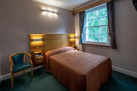 Nayland - 29