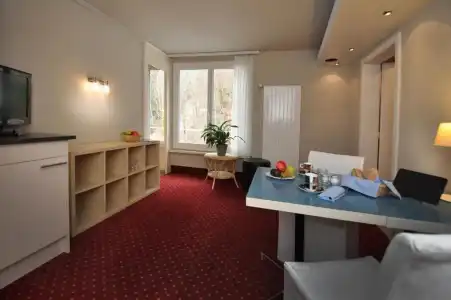 HOP Apartments & Suites - 32