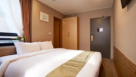 Skypark Myeongdong II - 44
