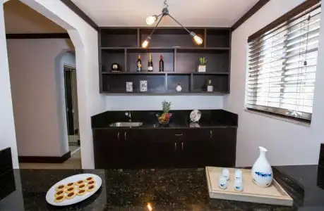 Lincoln Arms Suites - 59