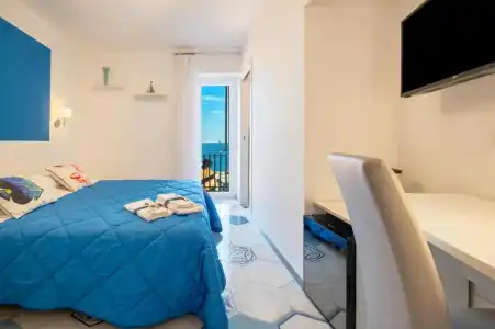 Caruso Sea View - 65