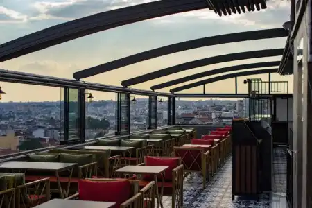 Grand Balyan & Restaurant - 11