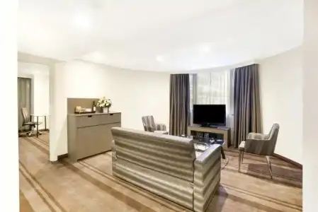Rydges World Square - 51
