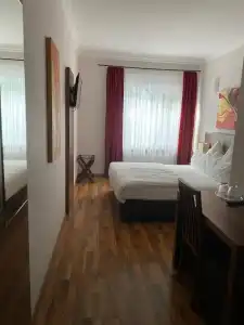 Isabella - 27