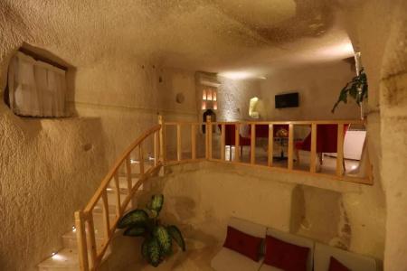 Abu Hayat Cave Suites - 44