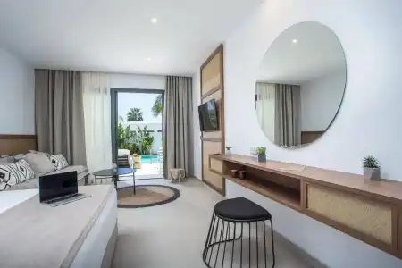 Vanik Suites - 91