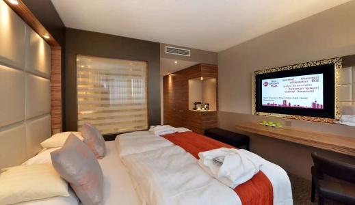 Best Western Plus Delta Park - 92