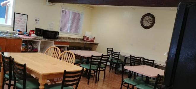 Arctic Adventure Hostel - 14