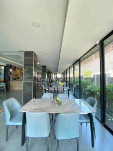 The One Boutique - 27